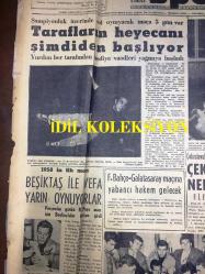 GÜNLÜK SPOR GAZETESİ - 31 ARALIK 1957 - GALATASARAY, FENERBAHÇE MAÇI - BEŞİKTAŞ İLE VEFASPOR YARIN OYNUYORLAR - MİTHATPAŞA STADININ GENİŞLETİLMESİ - ÇEK'LERLE MİLLİ MAÇ NEDEN YAPILMAMIŞ? - İKİNCİ KÜME KOMİTESİ - VEFA KULÜBÜ - YILIN 5 SPORCUSU, LEFTER, METİN OKTAY, TURGAY ŞEREN - MEHMET LUMA - 1957 TÜRK ATLETİZMİNE TOPLU BİR BAKIŞ - T. HEZENCİOĞLU - 3,5 YÜREKLİ ŞERİF CONES, MAD DOCKS - RUS MİLLİ FUTBOL TAKIMI DÜNYA ŞAPİYONASINA ESASLI BİR ŞEKİLDE HAZIRLANIYOR - YILBAŞI KOŞUSU - ŞEKERBANK YIL SONU ÇEKİLİŞİ - KLOROFİL RADYOLİN - TÜRKİYE FERDİ BOKS SEÇMELERİ