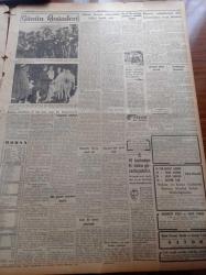 Cumhuriyet Gazetesi - 20 Eylül 1952 - Celal Bayar'ın İnkılabımıza Çorumlulara Veciz Hitabesi - Mareşal Tito Balkanlar Fethedilemez Bir Kale Halini Alıyor - Üçüncü Milletlerarası Basketbol Turnuvası - Amerika Hava Bakanı Finletter Bir Heyetle Birlikte Türkiye'ye Geliyor - Güreş Şampiyonumuz Yaşar Doğu'nun Cesareti - Zabıta Sarıyer Cinayetinin Failini Tesbit Etti - Kasım Gülek Askeri Mahkemeye Çağrıldı - İsmet İnönünün Büstü Tamir Dolasıyla Kaldırılmış - Afganistan Sovyet Notasını Reddetti - Devlet Demiryolları Umum Müdürü Zihni Üner - İpana Diş Macunu - Beograd S.K Takımı Bugün Galatasaray'la Karşılaşacak - Yüzme Şampiyonu Nehirde Boğuldu - Günün Resimleri - Siemens Perihan Altındağ'ın Radyosudur - Turner Diesel Traktörleri - Sabite Tur Gülerman Beyaz Parkta - Volvo T31 Traktör - Atomik Saatleri - Viktorya Dolmakalemleri- Duralex Sofra Takımları Gelmiştir