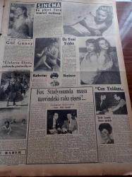 Cumhuriyet Pazar Gazetesi - 5 Ekim 1952 - Eski Mısır Kralı Faruk Capri Adasında Nasıl Yaşıyor - Profesör Armas Salonen Bir Alim Olarak Türkiye'ye Aşık Olarak Ayrıldı - Nuyan Yiğit - Haftanın Şakaları Yazan Burhan Felek - Bizim Yıldızlar Gül Güney - Sinema En Güzel Türk Filmleri Seçilecek - Efelerin Efesi Yakında Gösteriliyor - Katherine Hepburn- Can Yoldaşı Filmi - Cahid Irgad - Zarah Leander Tekrar Perdede - Fox Stüdyosunda Masa Üzerindeki Rakı Şişesi - Danielle Delorme - Ursula Thiess - Hikaye Ölüm Karşısında - Kadın Ev Moda - Zehirli Gazlara Çare Aranırken Yeni Bir İlaç Bulundu - Feyyaz Tokar - Ses Duvarı Denen Şey Nedir - Dodge Otomobillerinin Fabrikatörü Evlenmek İstediği Kızı Alamadı - Gregg Sherwood - Ernest Jones Adında Bir İngiliz Golf Şampiyonu - Çöpçatanlık Eden Şapka