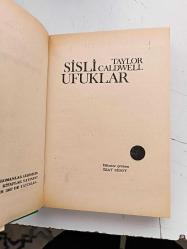 SİSLİ UFUKLAR (Ciltli Şömizli)  ( KİTAP 1097 )