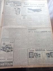 Cumhuriyet Gazetesi - 3 Ekim 1952 - Amiral McCormik Dün Sabah Ankara'ya Geldi - İran İngiltere İle Münasebeti Kesiyor - Japonya'da Kızılların Hezimeti - Amerika'da Seçim Kampanyası - Celal Bayar Murguldan Kars'a Hareket Etti - Göçmen Evlerinin Tevziine Başlandı - İsmet İnönünün Ege Seyahati - Stalin'in Hayali - Bizansın İçyüzü Yazı Dizisi - Rusya Danimarkayı Tehdide Başladı - Yunus Nadi Mükâfatı Karikatür Müsabakası - Burhan Felek - Vog Naylon - Medrano Sirkinin Çadırı Satılıyor - Geçmişte Büyük Cinayetler Yazı Dizisi - Hamiyet Yüceses - Hasan Oktay Gecesi - Lig Maçlarında Aksayan Noktalar - Mürüvvet Sim - Perihan Altındağ Sözeri - Yeni Radar Cihazı - Günün Resimleri - Sümerbank - Antifar Gözlükleri - Savaş Çil İlacı - Ericsson Elektrik Sayaçları - Brasso Maden - G.E.C Pilli Radyo Ve Bataryaları - Ferdi Tayfur Beyaz Parkta - İsolan Dürbünleri - Odeon Mağazaları