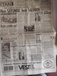 TAN Magazin Gazetesi - 13 Ekim 1986 - Selami Akın - Adem Sarı - Gülşen Ayık - Serpil Çakmaklı - Bahar Öztan - Türkan Abamor - Mehmet Pamukkaya - Tilki Manto - Nihat Tepe - Mehmet Korkmaz - Mercedes Benz Reklamı - Turgut Özal. Bedrettin Dalan'ı Alkışladı - Hem Savundu, Hem Saldırdı - Güne Bakış - Avrupa'nın Gözü İnönü'de - Aşk İmparatoriçesi Theodora - Örümcek Adam - Genç Kız Kalbi Çizgi Romanları - Ferdi Tayfur - Artüz Ferit'in Figüranları - 60 Yaşında Bir Bakire İle Evlendi - Şükran Ay - Galatasaray, Bursa'yı 1-0'la Uğurladı - Kanlı Aşk Durakoğlu Çizgi Romanı - En Büyük Vestel Kampanyası Reklamı - Olcay Zaimgil - Utangaç Angela Güneşi Sırtına Depo Etti - Gizem Çağla - Ahmet Bahçeci - Muzaffer Lök - Esrarı Çeken Pelin Duruşmaya Çıkamadı - Halil Ekleyen ''Meşhur Olmak İstemiyorum'' diyor fotoğraf ve haberi - Tam Takım Gazete