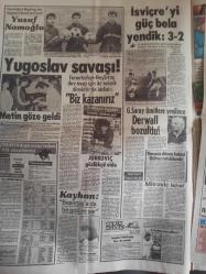 TAN Magazin Gazetesi - 4 Aralık 1986 - Dansöz Kumsal Güneş, Beşiktaş - Fenerbahçe Maçını Kazanan Takımı Evinde Misafir Edicek - Kırmızı Biber ye, Genç Kal! - Mukaddes Gülgeç - Serpil Sepin - Mehmet Erciyes - Vehbi Koç - Metin Akpınar - Zeki Alasya - Hesna Gökçe Öpülecek Güzeli Dövdüler - Hülya Işıl - Sonunda Evlere de Ortak Oldu - Belkıs Akkale - Aşık Mahsuni Şerif - Asu Maralman - Ayıdan Post Olmaz - Facia'dan Kıl Payı Döndüler - Yarınsız Dünya - Örümcek Adam - Genç Kız Kalbi Çizgi Romanı - Kesesine Güvenen ''Manav''a Ucuz Almak İsteyen ''Kamyon'' a - Artiz Ferit'in Figüranları - Yusuf Namoğlu - Yugoslav Savaşı - İsviçre'yi Güç Bela Yendik - Durakoğlu Çizgi Romanı - Ermeniler Kars'ı Yakıyor - Ayşe Tunalı - Sezen Cumhur Önal - Canan Sabah - Zekiye Coşar - Müjde Ar - Julie Allen - Güzellik Yarışması Değil, Mayo Defilesi fotoğraf ve haberi - Tam Takım Gazete