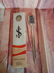 İŞ BANKASI ESKİ ZARF AÇACAĞI ORJİNAL KUTUSUNDA KULLANILMAMIŞ. ÇOK NADİR.