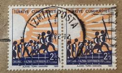Mektup Zarfından Kesilmiş  / Postadan Geçmiş İkili Pul Filateli - Damgalı - OKUMA YAZMA SEFERBERLİĞİ PULU ,2 1/2 LİRA - Türkiye Cumhuriyeti