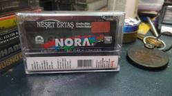 NEŞET ERTAŞ - MAPUSHANELERE GÜNEŞ DOĞMUYOR - KENDİM ETTİM KENDİM BULDUM - AMBALAJLI - KASET [1988 Bey Plak - Raks baskısı]