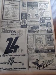 Cumhuriyet Gazetesi - 10 Kasım 1952 - Atatürk'ün 14. Ölüm Yıldönümünü - Yazan Profesör Doktor Afet İnan Kemal Atatürk ve Çanakkale Savaşı -  Atatürk'e Aid Tarihe Geçecek Bir Hatıra İlk Defa Açıklanıyor - Hasan Rıza Soyak - Zaferden Sonra Kral Aleksandr Beraberce Yunanistan'a Yürümemizi Teklif Etmişti - İsrail Devlet Başkanı Dr. Weizman Dün Sabah Öldü - Almanya'da Yeni Naziler Faaliyette - Anıtkabir İnşaatı 1953 Yılında Tamamlanacak - Hasan Ali Yücel Atatürkçülük Köşe Yazısı - Dr. Asım Arar - Atatürk'ün Geçirmiş Olduğu Hastalıklara Dair Hatıralar - Amerika İşçi Liderlerinden Murray Öldü - Kıbrıs Türk Lisesinde Kızıl Propaganda - Napoli Ankara Boks Maçları - Galatasaray Beşiktaş' Berabere Kaldı - Tarihte Türk Mimarisi - Stalin'in Gizli Harp Planları - Siemens - Chemol Yağları - Ericsson Elektrik Sayaçları - Gripin - Prestige Düdüklü Tencereleri