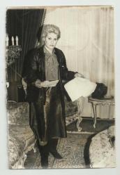 CANAN SOMAY'DAN 4 AYRI FOTOĞRAF...