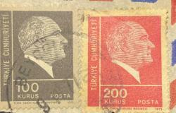 Mektup Zarfından Kesilmiş  / Postadan Geçmiş İkili Pul Filateli - Damgalı - ATATÜRK, 100 KURUŞ / ATATÜRK, 200 KURUŞ - Türkiye Cumhuriyeti