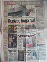 Bugün Magazin Gazetesi - 24 Aralık 1990 - 2 Otomobil Daha Var - Ayıp Oluyor Beyler - Semra Özal - Evini Yakan Kadını 6 Polis Zaptedemedi - Kendileri Öldü Ama İsimleri Hala Yaşıyor! - Yüzünü Gerdirdi mi? - Korsan Tip Az Kalsın Faciaya Yol Açıyordu - Harun Hayrioğlu - Jan Dark - Bayan Astronot Uzay Serüvenini Anlatacak - Dünyadan Haberler - Çöpçatan Aile - Bir Basından Bir Tiyatrodan - Şevket Uğurluer - Şenay Sizlerle - Denizde Boğa Avı! - Kuzgun Hasan Kız Kaçırdı - Aysel Dinçelmas - 17 Yaşındaki Eroin Satıcısı Yakalandı! - Güzeller Güzeli Leyla - Rüya Eser - Haydar Dümen - Memurlar Meclis'te Gösteri Yaptı - Yılbaşı Öncesi Bile İndirim - Şakir Süter - Fener'in Antep İndirimi - Kara Murat - Dişi Cengaver - Gizli Ajan çizgiromanları - Sibel Gökçe - İskambil Falında Kısmetlerini Buldular! - Adnan Şenses'i Ağlattılar - Sibel Gökçe - Gece Bahane Alem Şahane fotoğraf ve haberi - Tam Takım Gazete