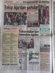 Bugün Magazin Gazetesi - 31 Ekim 1990 - Mazdalar Henüz Çıkmadı - İlaçta Sahtekarlık - İdamdan Dönen Babanın Dramı! - TRT, Spikerlerini Elinden Kaçırıyor - Güleryüzlü Hırsız - Cemile - Ustanın Karısı Çırakla Kaçtı - Bu Gece Sabancı Ailesi'nin ''Atlı Köşk'üne Konuk Oluyoruz - Sakıp Sabancı'dan Şarkılar - Türkan Şoray'dan Hanımlara Öğütler - Ekranın İçinden - Evli Adama Kendisini Kaçırttı - Güzel Melek Şeytan Çıktı - Rüşvet Yasaları - Bedrettin Dalan'ın Gözü Özürlülerde-  Kuaförde Taksit Devri Başladı - Bana Bosna Canavarı Dediler - Gerçek Hayat Hikayeleri - Faizde Pazarlık Dönemi Başladı - Madalyonun Tersi - Ucuz Balık Sofraları Sevindirdi - Fener'e Holigan Saldırısı - Kartal 24 Kasım'da Zirvede - Rotariu ve Müller'in Hedefi Milli Takım - Güreş Mafyasına Türk Yumruğu! - Kara Murat - Dişi Cengaver - Gizli Ajan - Bakire Kızı İçin Kendini Feda Etti - Okul Aşkları Anılarda Kalıyor fotoğraf ve haberi - Tam Takım Gazete