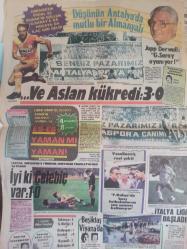 Tercüman Magazin Gazetesi - 17 Eylül 1984 - Sebati Ataman Menderes'i Anlatıyor - Hakikatleri Dinleyeceğiz - Celal Bayar - Cemal Kutay - Bugün Herkes Okullu Oluyor - Mavi Tren Otobüse Çarptı: 10 Ölü, 35 Yaralı Var - Başbakan Turgut Özal - Kemal Ilıcak'ın Yemeğinde - Osmanlı Toprağı Yağma Ediliyordu - Büyük soygun - Sözün Kısası - Rauf Tamer - ''Bu Sahada Futbol Oynanmaz'' - Arçelik, Milangaz'ı Vurdu Geçti - Düşünün Antalya'da Mutlu Bir Almanya'lı - İtalya Ligi Başladı - Beşiktaş Viyana'da - İyi ki Çelebiç Var - Ve Aslan Kükredi fotoğraf ve haberi - Gazete Tam Değildir Sadece 4 Sayfası Mevcuttur