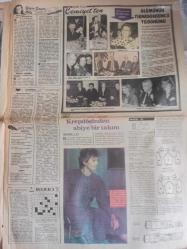 Bulvar Magazin Gazetesi - 15 Şubat 1984 - Linda Anjinsa'la Kavalyesi Yine Kendinden Genç - Çapkın Magnum - Altın Küre'yi Alan Zam Talep Ediyor - Gençler Bir Arada - Benzinci Kızların Aylıkları 100 Bin Liradan Aşağı Düşmüyor - Gençler Birarada - Naciye Fotoromanı - Ayşegül - Cemal Gençer - LEyla Somer - Güzin Sayar Abla - Edibe Dolu Ölümünün 24. Yıldönümü - Müzeyyen Senar - Lokmak Kondakçı - Mustafa Sağyaşar - Krepdöşinden Abiye Bir Takım - Uğur Böceği Fotoromanı - Safa Önal - Ela Barlas Ünsal Emre - Pembe Mutlu - Dağarcık - Dünyanın En Küçük İnsanları fotoğraf ve haberi - Tam Takım Gazete