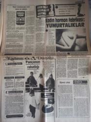 Güneş 2 Magazin Gazetesi - 19 Ekim 1982 - Sezen Aksu - Albümdeki Mutluluk - Mithat Can - Albümdeki Mutluluk - Mayo Bulamayınca - Ekrana Böyle Çıktı - Siyah Kombinezonlu Spiker - Dünyanın 8 Ünlüsü Cinsiyet Değiştirdi - İstanbul'un Yabancı Mutfakları - Panayır Değil Araba Yarışı - Karaoğlan Çizgi Romanı - Suat Yalaz - Kadın Üreme Organlarının Anatomisi - Sezai Şahmay - Sağlıklı Yaşam - Selçuk Erez - Döllenme Olayı - Bazı Gebe Kadınlar Gebelik Süresince Adet Görebilirler - Kadının Dünyası - Giyimle Aksesuarı Bütünleştirin - Haydar Dümen - Göbek Atan Erkekler - Hayat Okulu - Haydar Dümen - Gecenin Kolları Fotoromanı - Çizgi Romanlar - Kadın Hormon Fabrikası: Yumurtalıklar - Pançonun Rahatlığı - Yeşil Gölge - Leigh Ellis - Bebek Tüccarları Fotoromanı - Genel Wells - Cihan Üstün - Taria Hakkakoski - Küçük Adam Ne Yapsın? fotoromanı - Savaş Ali Akyol - Müjdat Gezen - Perran Kutman - Öğrenci Vaziyetleri Köşesi - Mesleklere Dikiz - Sipor fotoğraf ve haberi - Tam Takım Gazete