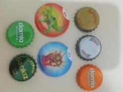 Koleksiyon nostalji vintage tasarım hobi retro reklam promosyon Hediyelik dekorluk madeni 1 tl 5 tl turbo sakız ciklet model araba kağıtları thy beşiktaş görselli telefon kartları hareketli dinazor kartları gazoz soda meşrubat kapakları çizgi film tanıtım kart ları mini poster afiş duvar oda süslemesi hepsi Beraber