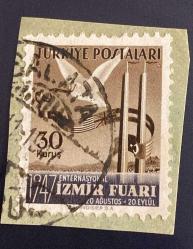 Mektup Zarfından Kesilmiş  / Postadan Geçmiş Pul Filateli - Damgalı - 1947 ENTERNASYONAL İZMİR FUARI 20 AĞUSTOS -20 EYLÜL , 30 KURUŞ - Türkiye Cumhuriyeti