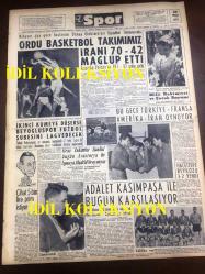 GÜNLÜK SPOR GAZETESİ - 23 NİSAN 1957 - ORDU BASKETBOL TAKIMI 70 - 42 İRAN - ADALETSPOR, KASIMPAŞASPOR - FENERBAHÇENİN TARİHİ - MİMİ İLE MEMO, MORT WALKER, DICK BROWN, MADDOCKS, STEVE CANYON, JED FORAM ÇİZGİ ROMAN - APİKOĞLU - KİT KARSON - SANA MARGARİN REKLAMI - FAY REKLAMI - ADALETSPOR, KASIMPAŞA - CEZAYİR'DE KANLI SAVAŞ - İNGİLTERE'DE 1957 ŞAMPİYONU MANCHESTER UNITED - MAKARIOS