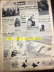 GÜNLÜK SPOR GAZETESİ - 24 NİSAN 1957 - GALATASARAY BEŞİKTAŞ MAÇI - MARKOVİÇ - AMERİKA İRAN BASKETBOL MAÇI - KASIMPAŞASPOR - BEYKOZSPOR, ANKARAGÜCÜ - SAİM KAUR FUTBOL FEDERASYONU - BASKETBOL MİLLİ TAKIMI - MİMİ İLE MEMO, MORT WALKER, DICK BROWN, MADDOCKS, STEVE CANYON, JED FORAM ÇİZGİ ROMAN - FENERBAHÇENİN TARİHİ - VEHBİ EMRE - KOÇO KASAPOĞLU - CAROL DAY - ESKİŞEHİRSPOR - ORSİ, FERRARİ, MEAZZA - 1956 WİMBLEDON ŞAMPİYONU LEW HOAD - OPON REKLAMI - AKBANK 20 EV REKLAMI - BURHANİYE - CHURCHILL - MİMİ İLE MEMO, MORT WALKER, DICK BROWN, MADDOCKS, STEVE CANYON, JED FORAM ÇİZGİ ROMAN - ML. MONTGOMERY REKOR KIRAN BİR PLAK, FRANSIZ ANNIE CORDY - KARİKATÜRİST TONGUÇ'UN HAFTALIK PANORAMASI - KATIE MERRIGAN