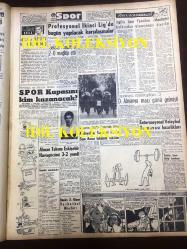 GÜNLÜK SPOR GAZETESİ - 28 NİSAN 1957 - BEŞİKTAŞ, ADALETSPOR, BEYKOZSPOR - HASAN POLAT - FENERBAHÇE - KERMEN VE SOMER SOFYA'YA GİTTİLER - VEFASPOR, BEYOĞLUSPOR - TURGUT ATAKOL - REFİK OSMAN - YUL BRUNNER - MİMİ İLE MEMO, MORT WALKER, DICK BROWN, MADDOCKS, STEVE CANYON, JED FORAM ÇİZGİ ROMAN - FENERBAHÇENİN TARİHİ - MUVAKKAR EKREM TALU - AYDOĞAN BECİT - YAVUZ İSMET ANIL - CAROL DAY - AT YARIŞLARI - APİKOĞLU SUCUK REKLAMI - MARIO GABAY SPOR MAĞAZASI - ATLAS SİNEMASI, CENNET MELEKLERİ FİLMİ - GALATA HASKÖY - TURGUT ATAKOL - İZMİR AT YARIŞLARI - FAY REKLAMI