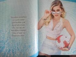 Alem Magazin Dergisi - 2 Ağustos 2023 - Defne Tiftik - Jane Birkin - Ömer Sabancı - Arzu Sabancı - Beyza Uyanoğlu - Esra Oflaz - Afet Karacan - Selma Türkeş - Esra Tümen - Şule Alp - Cum Duman - Oktay Kaynarca - Özge Özder - Melda Aksu - Aysel Akçay - Meral Yazıcı - Tadım Şöleni - Süper İş Birliği - Berna Ülger - Onur Yazıcıgil - Esin Nalbantoğlu - Renkli Temsil - Romantik Etki - Barbie Pembesi  -Özgün ve Sade - Claire Choisne - Mutluluğun Formülü - Sanatın Yapı ile Buluşması - Saraya Yeni Çehre - Serdar Gülgün - Ralph Radtke - Mutluluk Rotası - Heyecan Veren Başarı - Neşeli Bir Hikaye - Sıra Dışı Etki - Sanat Takvimi fotoğraf ve haberi - Tam Takım Dergi