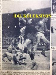 GÜNLÜK SPOR GAZETESİ - 13 MAYIS 1957 - SPOR KUPASI YARIŞINI NEZİR ''KONYA'' KAZANDI - ALTAYSPOR, GENÇLERBİRLİĞİ - NEZİR SONAKIN YUGOSLAVYA 6 - 1 İTALYA - İSMET GÜMÜŞDERE - FENERBAHÇE BASKETBOL TAKIMI 1957 ŞAMPİYONU - TURGUT DİNSEL - ADALETSPOR - NECDET ERDEM - GALATASARAY, MİLLİ MENSUCAT MAÇI - FENERBAHÇENİN TARİHİ - MİMİ İLE MEMO, MORT WALKER, DICK BROWN, MADDOCKS, STEVE CANYON, JED FORAM ÇİZGİ ROMAN - OSMAN KERMEN - CAROL DAY - SZEKELLY BEŞİKTAŞ'A ANTRENÖR MÜ OLACAK? - BOKS, JANSSENS - MARIO GABAY - MUVAKKAR EKREM TALU - BOKS FACİASI, CENUP AFRİKALİ BOKSÖRÜN ÖLÜMÜ - MARIO GABAY - APİKOĞLU SUCUK REKLAMI - FAY REKLAMI - JAYNE MANSFIELD - NEJAT KAYSERİLİOĞLU - 34000 SENELİK İSKELET BULUNDU - MACARİSTAN YENİ BİR İHTİLAL AREFESİNDE