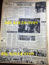 GÜNLÜK SPOR GAZETESİ - 25 MAYIS 1957 - FENERBAHÇE'NİN 50. YILINI CELAL BAYAR AÇACAK - BASKETBOL ŞAMPİYONASI - VİYANA'DA BİNİCİLERİMİZ BİRİNCİ - BASKETBOL MİLLİ TAKIMIMIZ AVUSTURYA İLE KARŞILAŞIYOR - ADALETSPOR MOLNAR'I ŞİKAYET ETTİ - SELİMOĞLU - JUDO ŞAMPİYONASI - HAKKI YETEN - FENERBAHÇENİN TARİHİ - MİMİ İLE MEMO, MORT WALKER, DICK BROWN, MADDOCKS, STEVE CANYON, JED FORAM ÇİZGİ ROMAN - ÖMER KÜNTAY - PİNG-PONG ŞAMPİYONASI - CAROL DAY - MUVAKKAR EKREM TALU - CAROL DAY - AT YARIŞI - FAY REKLAMI, OPON REKLAMI - MARILYN MONROE - TAIPEH'TE AMERİKALILAR SOKAĞA ÇIKAMIYOR