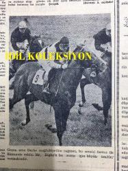 GÜNLÜK SPOR GAZETESİ - 25 MAYIS 1957 - FENERBAHÇE'NİN 50. YILINI CELAL BAYAR AÇACAK - BASKETBOL ŞAMPİYONASI - VİYANA'DA BİNİCİLERİMİZ BİRİNCİ - BASKETBOL MİLLİ TAKIMIMIZ AVUSTURYA İLE KARŞILAŞIYOR - ADALETSPOR MOLNAR'I ŞİKAYET ETTİ - SELİMOĞLU - JUDO ŞAMPİYONASI - HAKKI YETEN - FENERBAHÇENİN TARİHİ - MİMİ İLE MEMO, MORT WALKER, DICK BROWN, MADDOCKS, STEVE CANYON, JED FORAM ÇİZGİ ROMAN - ÖMER KÜNTAY - PİNG-PONG ŞAMPİYONASI - CAROL DAY - MUVAKKAR EKREM TALU - CAROL DAY - AT YARIŞI - FAY REKLAMI, OPON REKLAMI - MARILYN MONROE - TAIPEH'TE AMERİKALILAR SOKAĞA ÇIKAMIYOR