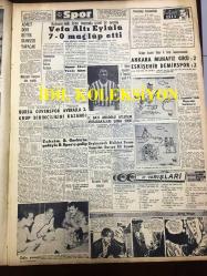GÜNLÜK SPOR GAZETESİ - 27 MAYIS 1957 - VİYANA, İSTANBUL BASKETBOL MAÇINI 78 - 54 KAZANDIK - GALATASARAY 7 - 0 KÜLTÜRSPOR - GENÇLERBİRLİĞİ, ALTAY - FENERBAHÇE 7 - 1 DEFTERDAR - TOULOUSE 1957 FRANSA KUPASINI KAZANDI - TURGUT DİNSEL - MİMİ İLE MEMO, MORT WALKER, DICK BROWN, MADDOCKS, STEVE CANYON, JED FORAM ÇİZGİ ROMAN - ERDOĞAN BECİT - İHSAN KARAALİ - YÜZME YARIŞLARI, DEN HAAN, WIELEMA, GASTELAAS, LAGERBERG - ADALETSPOR - VEFASPOR - AT YARIŞLARI - CAROL DAY - MUVAKKAR EKREM TALU - 1957 AVRUPA BOKS ŞAMPİYONASI - FAY REKLAMI - OPON REKLAMI - 1957 BOLU DEPREMİ 5 KİŞİ ÖLDÜ - ELVİS PRESLEY