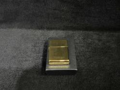 Orijinal 2023 Zippo Armor Case Titanium Gold Plating