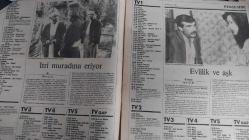 GÜNEŞ GAZETESİ- TEMMUZ 1991-BETER BÖCEK-REFİK ERDURAN RÖPORTAJ-METİN AKPINAR-STATÜS OUL-OLİVER STONE-ITRİ-AYDAN ŞENER-MEHMET EGE-NİSA SEREZLİ-MUHTEŞEM İKİLİ-DALLAS-LARRY HAGMAN-GARY MOORE-TİNA TURNER-ESİN AFŞAR-ŞENER ŞEN -ATIF YILMAZ-AZİZ ÜSTEL-MELTEM DOĞANAY-CAN GÜRZAP-ALTAN AŞAR-IŞIN AŞAR-HÜLYA AVŞAR-ÖLDÜREN HATIRALAR-KIZIL EKİM-SHİRLEY VALANTİNE-ÇİNGENELE ZAMANI-KORKUNÇ UÇUŞ-DRACULA'YA KAN-ÇILGIN GENÇLİK-BULMACA