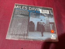 MILES DAVIS KIND OF BLUE   MUSIC CD