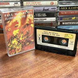 PAUL MCCARTNEY - FLOWERS IN THE DIRT