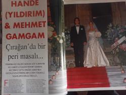 Alem Yaz Düğünleri Dergisi - 13 Temmuz 2005 - Melda Kamhi - Sinan Kosif - Yasemin Kamhi - Hande Yıldırım - Mehmet Gamgam - Berna Erol - Cenk Eynehan - Berna Erol - Cenk Eynehan - Orhan Güvenen - Necla Şanlı - Onur Erol - Vitali Hakko - Filiz Akın - Sönmez Köksal - Mustafa Taviloğlu - Şehmuz Tatlıcı - Yaman Törüner - Necla Sanlı - Bilge Sayak - İpek Kramer - Feriha Göksu - Begüm Kaya - Ece Özmat - Sedat Bensesan - Gencay Gürün - Deniz Demiroğlu - Evren Kayar - Arhan Kayar - Calorine Akarlılar - Erdem Özel - Aslı Ekmekçi - Yunus Güvenen - Zeynep Sezer - Tamer Yılmaz - Esin Şeker - Aslı İlhan - Batuhan Özdemir - Burcu Şumnu - Hülya Güneşsoy - Devrim Çördük - Abbaseh Mirvali - İrem Pora - Burcu Şamnu - Funda Eren - Ceyda Çarmıklı - İbrahim Yaykıran - Amber Esen - Ümit Özat - Mihriban Müftüoğlu fotoğraf ve haberi - Tam Takım Dergi