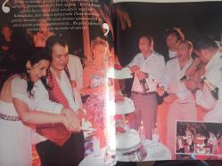 Alem Yaz Düğünleri Dergisi - 13 Temmuz 2005 - Melda Kamhi - Sinan Kosif - Yasemin Kamhi - Hande Yıldırım - Mehmet Gamgam - Berna Erol - Cenk Eynehan - Berna Erol - Cenk Eynehan - Orhan Güvenen - Necla Şanlı - Onur Erol - Vitali Hakko - Filiz Akın - Sönmez Köksal - Mustafa Taviloğlu - Şehmuz Tatlıcı - Yaman Törüner - Necla Sanlı - Bilge Sayak - İpek Kramer - Feriha Göksu - Begüm Kaya - Ece Özmat - Sedat Bensesan - Gencay Gürün - Deniz Demiroğlu - Evren Kayar - Arhan Kayar - Calorine Akarlılar - Erdem Özel - Aslı Ekmekçi - Yunus Güvenen - Zeynep Sezer - Tamer Yılmaz - Esin Şeker - Aslı İlhan - Batuhan Özdemir - Burcu Şumnu - Hülya Güneşsoy - Devrim Çördük - Abbaseh Mirvali - İrem Pora - Burcu Şamnu - Funda Eren - Ceyda Çarmıklı - İbrahim Yaykıran - Amber Esen - Ümit Özat - Mihriban Müftüoğlu fotoğraf ve haberi - Tam Takım Dergi