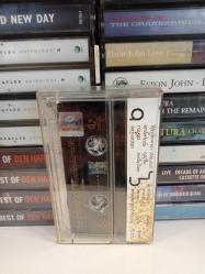 Demir Demirkan -- Ateş Yağmurunda Çırılçıplak - Kaset -