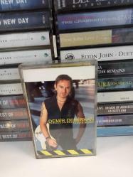 Demir Demirkan - Dünya Benim - Kaset -