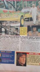 MİLLİYET OSCAR TV MAGAZİN DERGİSİ-5 HAZİRAN-11 HAZİRAN-YIL:1-SAYI:35-1993-JOANNA JOHSON-MELİH KİBAR-KURTUL AĞTUĞ-AYHAN ÖNAL-SERDAR HOKNA-OYA KÜÇÜMEN-BORA EBEOĞLU-FATİH MÜHÜRDAR-SÜPERMARKET-BÜLENT KARPAT-HÜLYA UĞUR-GÜLER KAZMACI-NERGİS ARI-SAMANTHA FOX-DR.ALBAN-CLAUDİA SCHİFFER-GİZEM ÖZDİLLİ-MUSTAFA DENİZLİ-TANJU-CAN TANRIYAR-CEM ÖZER-ÖZLEM DİNÇER-OZAN ORHON-GÖKBEN-ŞULE BEKRİOĞLU-SUMRU YAVRUCUK-ALİ UANDIRAN-BİZİMKİLER-KEŞİF-RÖPORTAJ-BEKÇİ-ORHAN KEMAL-TAMER YİĞİT-EKREM BOYA-BEKÇİLER KRALI-BRUCE LEE-NICOLEETE SHERIDAN-STEVEN SPİELBERG-JOHN DEREK-ETHAN HAWKE-BEVERLY HİLLS-GRECİA COLMANARES-PATATES-KURABİYE-YOĞURT