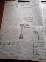 Cumhuriyet Gazetesi - 25 Mart 1957 - İsmet İnönü'nün Yakınlaşma Faaliyeti CHP Meclisi'nde Tasvib Edildi - Eisenhower McMillan Görüşmesi Sona Erdi - Mısır Amerika'ya Ateş Püskürüyor - Magosa Zindanı Müze Oluyor -  Yunan İstiklal Bayramı'nda Türk Düşmanlığı Telkin Ediliyor - Makarios EOKA'yı Takbih Edecekmiş - Aydemir Balkan - İdam Sehpasında Can Veren Devletliler Yazı Dizisi - Kırkıncı Oda Yazan Peride Celal Yazı Dizisi - Ramazanda 5 Büyük Camide Mahya Kurulacak - Dün Cezayirde 150 Milliyetçi Daha Öldürüldü - Burhan Felek -  Elektronik Beyin - Haftalık Radyo Programı - Resimli Romanımız Mormon Mezhebi Ve Kurucusunun Dramı - Opon Ağrı Kesici - Havilland Krem - Fenerbahçe Beşiktaş'ı 4 2 Yendi - Profesyonel Ligin Puan Vaziyeti - Voleybolda Galatasaray Türkiye Şampiyonu Oldu - Ekrem Koçak Türkiye Kros Birincisi Oldu - Lefter Küçükandonyadis - Komili Banyo Sabunu - Vita Yağ - Türkiye Kayak Şampiyonası