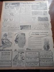 Cumhuriyet Gazetesi - 25 Mart 1957 - İsmet İnönü'nün Yakınlaşma Faaliyeti CHP Meclisi'nde Tasvib Edildi - Eisenhower McMillan Görüşmesi Sona Erdi - Mısır Amerika'ya Ateş Püskürüyor - Magosa Zindanı Müze Oluyor -  Yunan İstiklal Bayramı'nda Türk Düşmanlığı Telkin Ediliyor - Makarios EOKA'yı Takbih Edecekmiş - Aydemir Balkan - İdam Sehpasında Can Veren Devletliler Yazı Dizisi - Kırkıncı Oda Yazan Peride Celal Yazı Dizisi - Ramazanda 5 Büyük Camide Mahya Kurulacak - Dün Cezayirde 150 Milliyetçi Daha Öldürüldü - Burhan Felek -  Elektronik Beyin - Haftalık Radyo Programı - Resimli Romanımız Mormon Mezhebi Ve Kurucusunun Dramı - Opon Ağrı Kesici - Havilland Krem - Fenerbahçe Beşiktaş'ı 4 2 Yendi - Profesyonel Ligin Puan Vaziyeti - Voleybolda Galatasaray Türkiye Şampiyonu Oldu - Ekrem Koçak Türkiye Kros Birincisi Oldu - Lefter Küçükandonyadis - Komili Banyo Sabunu - Vita Yağ - Türkiye Kayak Şampiyonası