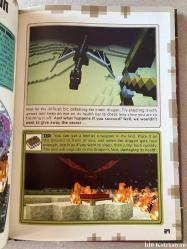 MİNECRAFT - COMBAT HANDBOOK - MOJANG - EGMONT - İNGİLİZCE KİTAP (MİNECRAFT - SAVAŞ EL KİTABI) SERT KAPAK - ÖZEL SERİ