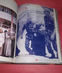 'BAŞ'ÜSTÜNE / FOTOĞRAFLARLA BAŞÖRTÜSÜ YASAĞININ YAKIN TARİHİ - WITH PLEASURE