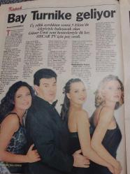 MİLLİYET OSCAR TV MAGAZİN DERGİSİ-26 EYLÜL-2 EKİM-1998-YIL:6-SAYI:309-GÜNER ÜMİT-KAPAK-FOTOĞRAF-RÖPORTAJ-BAY TURNİKE-MAHSUN KIRMIZIGÜL-BURCU ÇAĞRI-AYDAN BURHAN-ERKAN CAN-ELİF DAĞDEVİREN-BAŞAK BOZTEPE-SEBZELİ KREP-HAVUÇLU KEK-MUSTAFA SANDAL-HİLAL ÖZDEMİR-MĞSLĞM GÜRSES-MEL GİBSON-ÇILGIN MAX-ÇAYLAK-CLİNT EASTWOOD-CHARLİE SHEEN-TOM CRUİSE-YILDIRIM GÜNLERİ-HARRİSSON FORD-BETTY BUCKLEY