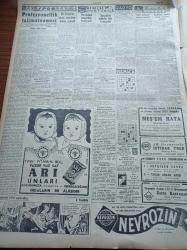 Cumhuriyet Gazetesi - 9 Ekim 1951 - Ankara Görüşmeleri İçin Yapılan Hazırlıklar - Güreşçilerimiz Mısır'da Büyük Muvaffakiyet Kazandılar - Bayram Şit - Cemil Sarıbacak - Tevfik Yüce - Nadir Nadi - Bayındırlık Bakanı Kemal Zeytinoğlu - Vakitsiz Kış Ve Şiddetli Fırtınalar - Amerika'nın Dostlarına Yardımı - Belediye Cezaları Esnafa Ağır Geliyor - İran Başbakanı Doktor Musaddık Amerika'da - İstihkam Okulunda Yeni Kurslar Açıldı - Avukat Esad Tekeli - Teknik Üniversite 20 Ekim'de Açılacak - Küçük Sahnede Kanlı Düğün Oyunu - Memleket Hikâyesi Bebek Yazan Yaşar Kemal - Burhan Felek - Güzellik Müsabakamız - Demokrat Parti - Rusya'da El Bombası Atma Sporu - Suriye'nin Jones Galatasaray Takımı Bugün Beşiktaş'la Karşılaşacak - Arı Unları - Nevrozin - Bursa'da Tütüncüler Kongresi - Ar Sineması - Puro Tuvalet Sabunları - Normag Traktör - Philips Radyo - Gripin - Tungsram Ampul - Elhamra Terzihanesi - Odeon Yeni Çıkan Plaklar - Müzeyyen Senar Gamzedeyim Plağı - Muzaffer Akgün - Neriman Altındağ