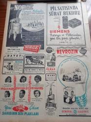 Cumhuriyet Gazetesi - 8 Ekim 1951 - Ankara'da Dün Yapılan Mühim Siyasi Görüşmeler - Amerika Kara Orduları Kurmay Başkanı General Collins - Kore'de Düşmanın Merkez Hattı Yarıldı - İran Başbakanı Doktor Musaddık Dün Sabah Şehrimizden Geçti - Amerika'nın Taktik Atom Silahları - Dün Yeşilköy Hava Alanında Yangın Çıktı - Güreşçilerimiz Mısırda Bütün Rakiplerini Yendiler - Fransız Sanatkar Maurice Chevalier Dün Geldi - Ömer Rıza Doğrul - Everest Seferi - Almanya'nın Eski Büyükelçisi Von Papen Ankara'dan Döndü - Seyhan Eski Milletvekili Ahmed Remzi Yüreğir Vefat Etti - Burhan Felek - Memleket Hikâyesi Bebek Yazan Yaşar Kemal  Yazı - Ankara Güzellik Kraliçesi Birsen Demirbaş İstanbul'a Geliyor - Galatasaray Suriye Takımı Jones'i Yendi - Fransa'nın En Büyük At Yarışı - Siemens Batarya Ve Pilleri - Yeni Çıkan Sahibinin Sesi Plakları - Hamiyet Yüceses - Sabite Tur Gülerman - Perihan Altındağ Sözeri -  Suzan Yakar Rutkay - General Electric Ampul