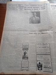 Cumhuriyet Gazetesi - 4 Ekim 1951 - Ceza Kanununu Tadil Eden Tasarı Geri Alınıyor - İngiliz Teknisyenleri Abadan'ı Terkettiler - Atlantik Paktına Davet - Almanya'da Büyük Manevralar Başladı - Çakalof'un Zehirlendiği Tahmin Ediliyor - İstanbul Köylerinin Çoğu Kablettarih Hayat Yaşıyor - General Tahsin Yazıcı Uçak Kazası Atlattı - Von Papen'in Çiçeron'a Dair Demeci - Ordinaryüs Profesör Salih Murad Uzdilek - Komşu Memleketlerden Röportajlar - Savarona Dün Hareket Etti - Mazhar Kunt - Memleket Hikâyesi Bebek Yazan Yaşar Kemal 2 Yazı Dizisi - Güzellik Müsabakası Büyük Jüri Heyeti Üyelerinin İsimleri - Burhan Felek - Rusya'da Atom Bombası İnfilak Ettirildi - Akdeniz Oyunlarında Kazanma Şansımız - Radyoda Spor Yayınları - İstanbulsporluların Kongresi - Eczacıbaşı İlaç Fabrikasının Temeli Dün Atıldı - Nejad Ferid Eczacıbaşı - Süperflame Gaz Sobaları - Titania Batarya Ve Pilleri - Hoover Elektrik Süpürgesi - Mayer Trençkot - Zenith Saatleri - Yalova Kaplıcaları - Nevrozin