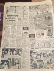 HÜRRİYET GAZETESİ 30 Ocak 1965 Yıl :17 Sayı: 6019---Strip -Tiz ci bir kadın  senatoda  görüşüldü  .İçişleri  bakanı  Öztrak  tenkitlere cevap verdi ---Kemal Satır 'ın kızı evlendi --Bölükbaşı : Bol  gelirli  mevkiler  CHP liler  için  arpalık  haline getirildi --Ruslar Kıbrıs 'a  silah yolladı ---Elli beş bin işçi  Almanya 'ya gitmek için bekliyor ---Ruhi  durumumuz da  vücudumuza tesir  eder  ve  değişiklere sebep olabilir--Dolmabahçe de  Beşiktaş  İstanbul  Sporla Oynuyor --Asker  futbolcuların  milli takımında  oynayabilmeleri  için  teşebbüse  geçilecek---Fenerbahçe  namağlup  şampiyon  olmak arzusunda  :İsmet Uluğ  :Namağlup  şampiyonluk  , Hakkı Yeten  :Şansızlığımızı yeneceğiz , Ulvi  Yenal : Durumumuz değişebilir --Almanya da ki  işçilerimizin  yaşayışları  filme alınıyor--Merhaba Almanya  adlı filmde  baş rolü  İzzet Günay oynayacak ---Paydos ah kalbim  Hülya Koçyiğit --Dün ve bugün kü Türkan Şoray--