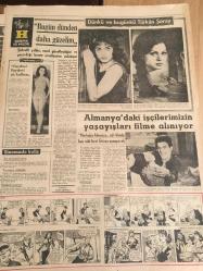 HÜRRİYET GAZETESİ 30 Ocak 1965 Yıl :17 Sayı: 6019---Strip -Tiz ci bir kadın  senatoda  görüşüldü  .İçişleri  bakanı  Öztrak  tenkitlere cevap verdi ---Kemal Satır 'ın kızı evlendi --Bölükbaşı : Bol  gelirli  mevkiler  CHP liler  için  arpalık  haline getirildi --Ruslar Kıbrıs 'a  silah yolladı ---Elli beş bin işçi  Almanya 'ya gitmek için bekliyor ---Ruhi  durumumuz da  vücudumuza tesir  eder  ve  değişiklere sebep olabilir--Dolmabahçe de  Beşiktaş  İstanbul  Sporla Oynuyor --Asker  futbolcuların  milli takımında  oynayabilmeleri  için  teşebbüse  geçilecek---Fenerbahçe  namağlup  şampiyon  olmak arzusunda  :İsmet Uluğ  :Namağlup  şampiyonluk  , Hakkı Yeten  :Şansızlığımızı yeneceğiz , Ulvi  Yenal : Durumumuz değişebilir --Almanya da ki  işçilerimizin  yaşayışları  filme alınıyor--Merhaba Almanya  adlı filmde  baş rolü  İzzet Günay oynayacak ---Paydos ah kalbim  Hülya Koçyiğit --Dün ve bugün kü Türkan Şoray--