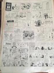 HÜRRİYET GAZETESİ 31 OCAK  1965 Yıl :17 Sayı :1965 -Lüsyen Hamid Tarhan-Abdülhak Hamid TarhanMüezzini Minareden aşağı attı-Papa,1571’de alınan Türk SancağınıTeslim ediyor-Ayhan Işık-Türkan Şoray-Fatma Girik-Hülya Koçyiğit-Göksel Arsoy-Ayşecik-Demirel  , bütün   iş hayatının  hesabını verdi--Kıbrıs ta Rumlar  soyguna başladı --Artistlerin  vergi borcu  on milyon  liranın üstünde --Nafaka borçları  yabancı  memleketlerde tahsil olunabilmeli --Modern kadın mesut değil --Yalnız evli  kadın değil ,bekar kadınların da çoğu  dertlidir ---Abdülhamit 'in  Halin den  sonra tespit edilen  servet  :yazan : Mithat  Sertoğlu ---Şampiyonluk için  Fenerbahçe   peşinden  koşan  Beşiktaş  güçte olsa  galip geldi  :1-0---Trabzonlular  Beşiktaş 'a  meydan okuyor :Metin Soysal --Toto Kupası Şampiyonu Ptt , D.Spor 'u  2-0 yendi ---
