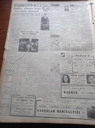 Cumhuriyet Gazetesi - 21 Kasım 1951 - Resmi İlanlar İşini Demokrat Parti Meclis Grubu Da Tasvib Etti - Kahire Parçalanan Yolcu Uçağımız - Kan Bankalarından Sonra Göz Ve Kemik Bankaları Faaliyette- Seyrüsefer Davasını Halledecek Proje - Büyük Röportajımız Afrika'dan Geliyorum - Haldun Sel - Nadir Nadi - Halep'te Nümayişçiler Yaşasın Stalin Diye Bağırdılar - Bir Amerikan Filosu Limanımıza Geldi - Türkiye Almanya Rövanş Maçı Bugün Oynanacak - Esad Tekeli - Köy Enstitülerinde Din Dersi Okutulacak - Kabataş Lisesi - Chopin - Burhan Felek - 2000 Yılın Sevgilisi - Folklor Ve Etnografya Enstitüsü Kuruluyor - Beynelmilel Hakem Sulhi Garan - Hamiyet Yüceses - Perihan Altındağ Sözeri - Radyo Bugünkü Program- - Arlon İsviçre Saatleri - Tarlan Diş Macunu - Turkuaz Aile Saz Salonu - Çapamarka - Bauer Sinema Makineleri - Sabite Tur Gülerman - Salahaddin Pınar - Gripin
