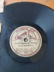 PERİHAN ALTINDAĞ SÖZERİ * HAYDAR HAYDAR & GANNİLİ SUWAYYA - ARAPÇA * SAHİBİNİN SESİ TAŞ PLAK (Depodan Çıkma Çil Durumda)